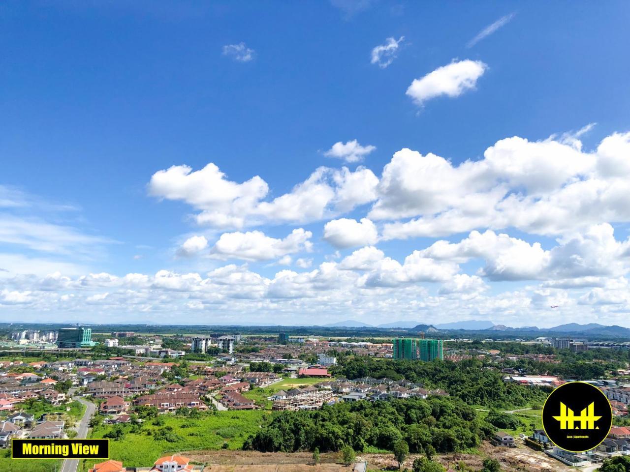 Luco Apartments @ Imperial Suites Кучинг Екстериор снимка