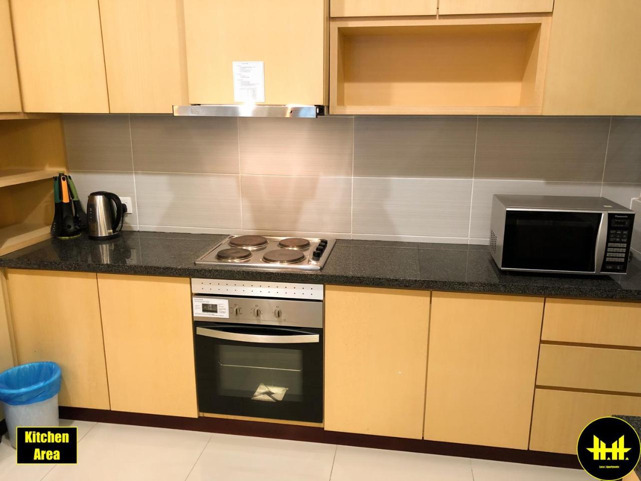 Luco Apartments @ Imperial Suites Кучинг Екстериор снимка