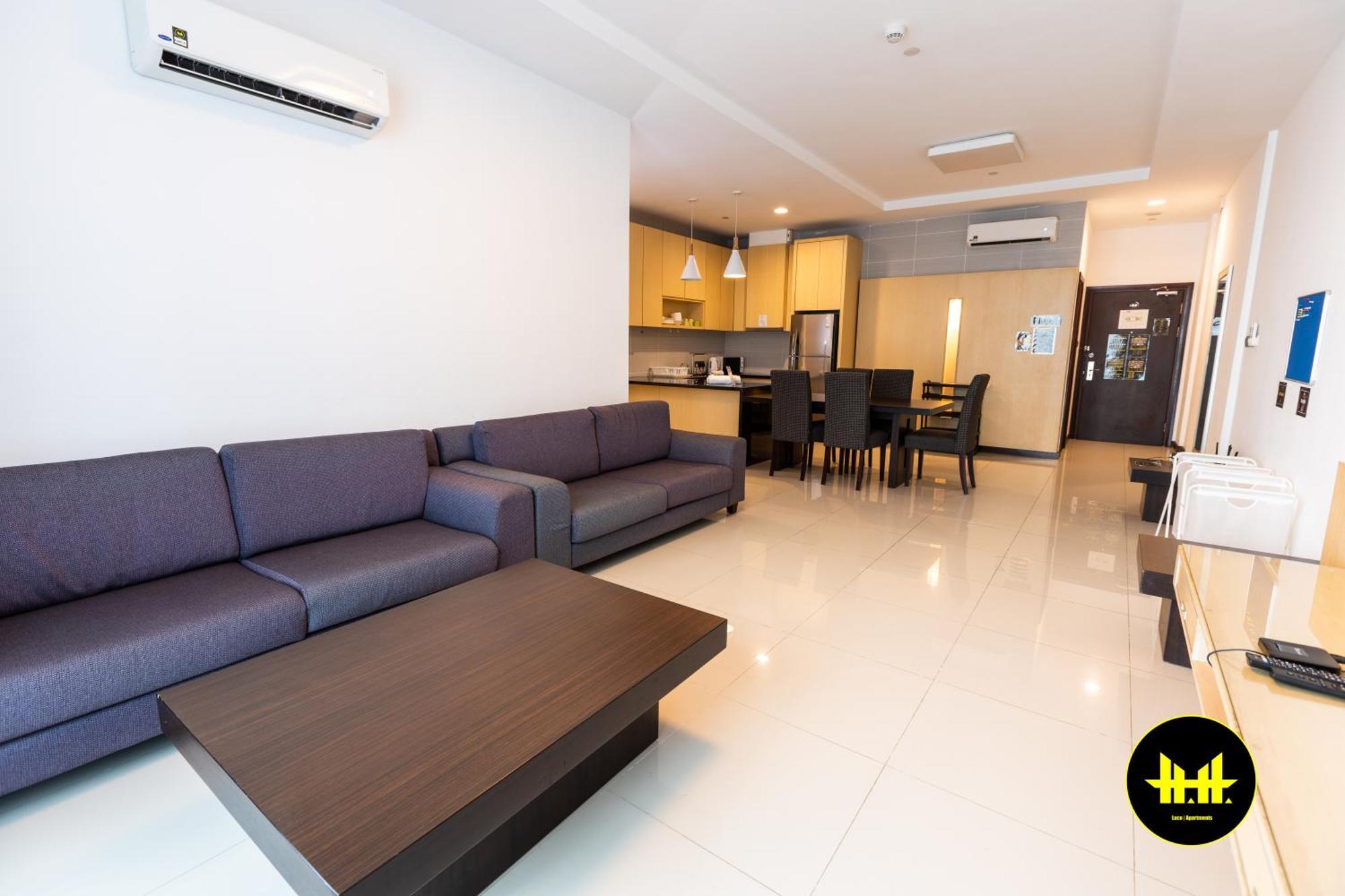 Luco Apartments @ Imperial Suites Кучинг Екстериор снимка